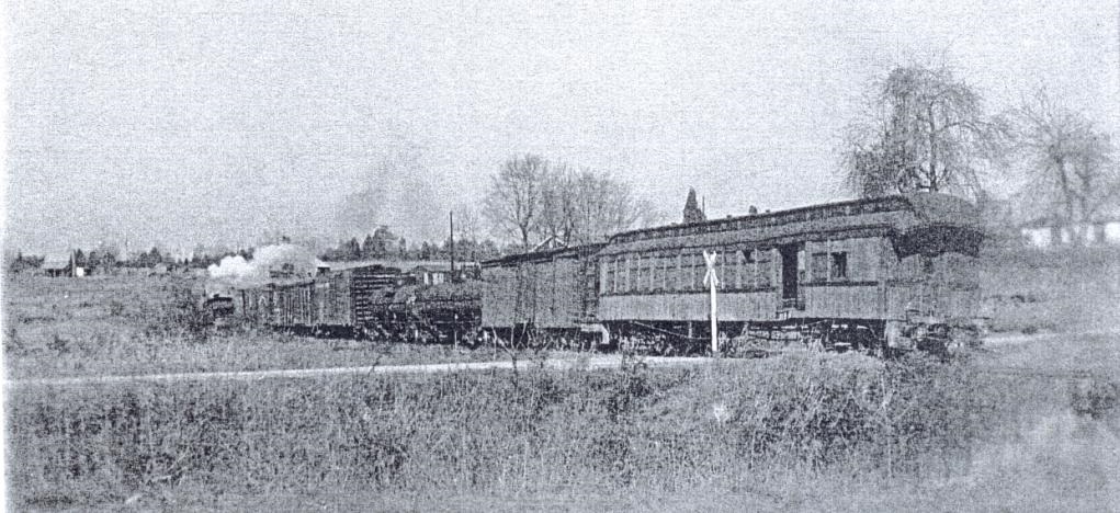 SM #110 mixed train leaving Sevierville.